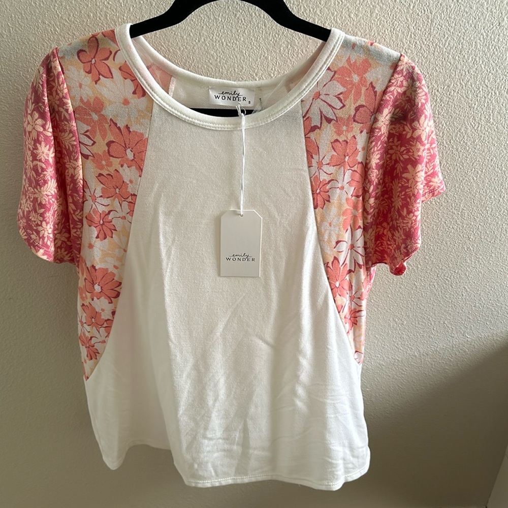 Emily wonder floral T-shirt. New with tags.